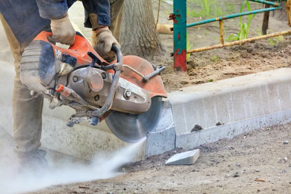 Cost of Concrete Curb Cutting in Murrieta