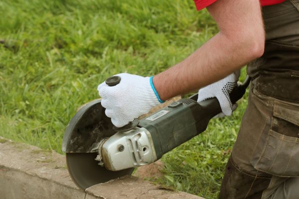 Cost of Concrete Curb Sawing in Murrieta